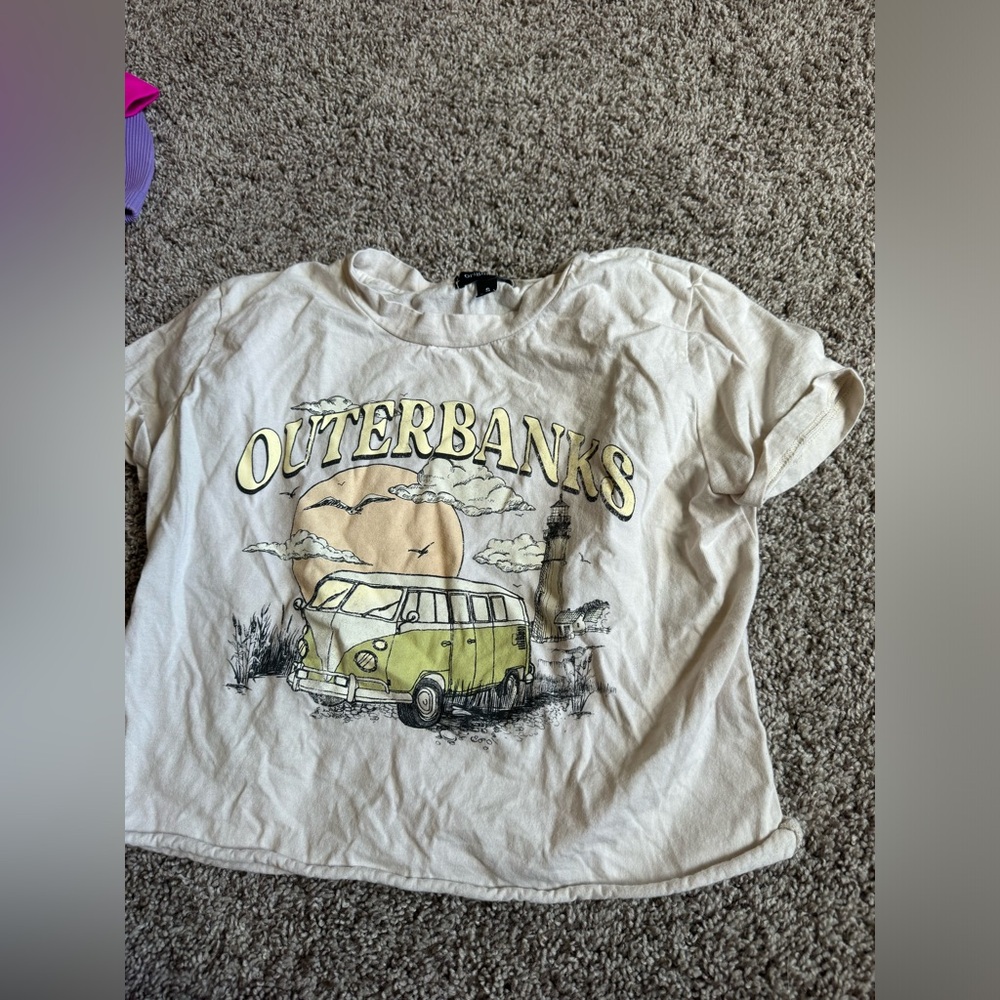 “outer banks” crop top